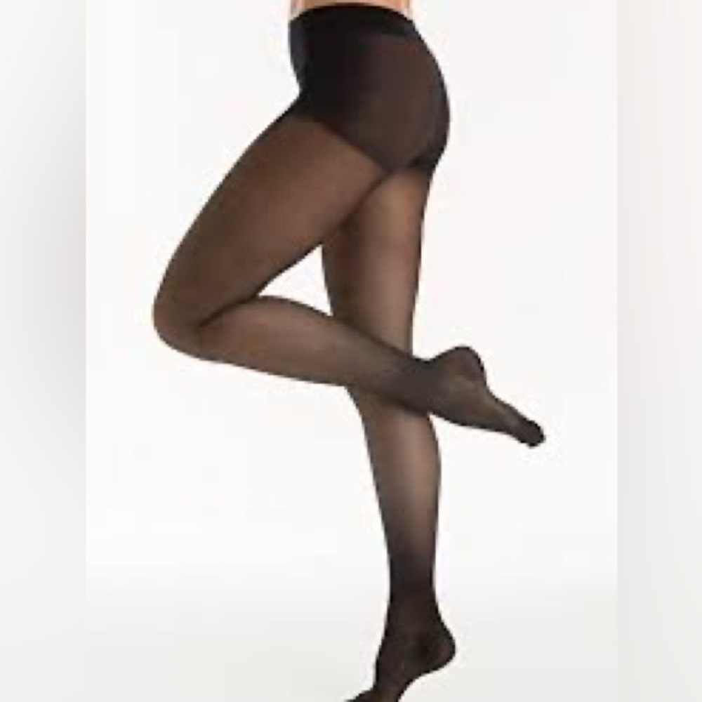 New Jobst Ultrasheer Closed Toe 20-30 mmHg Compression Pantyhose Black M…